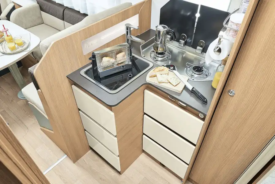 The kitchen in the Itineo SB700 motorhome (Click to view full screen)