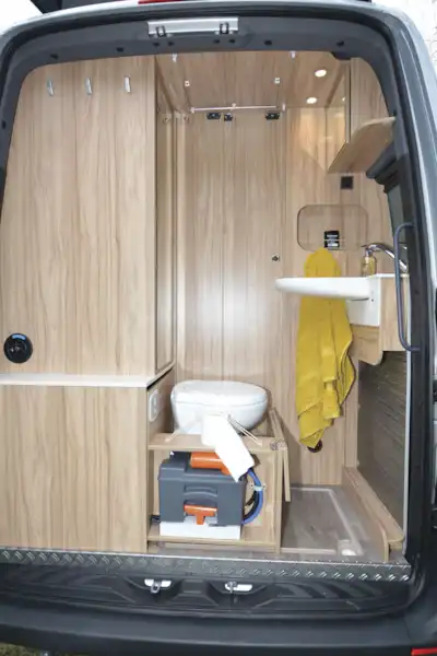 The garage in the Hymer DuoCar S motorhome (Click to view full screen)