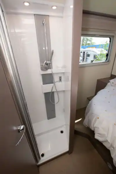 The shower in the The Bürstner Lyseo TD 736 Harmony motorhome (Click to view full screen)