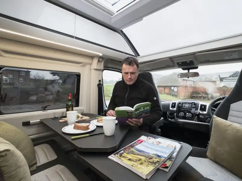 Plenty of space for dining in the Adria Twin Supreme 640 SGX campervan (Click to view full screen)