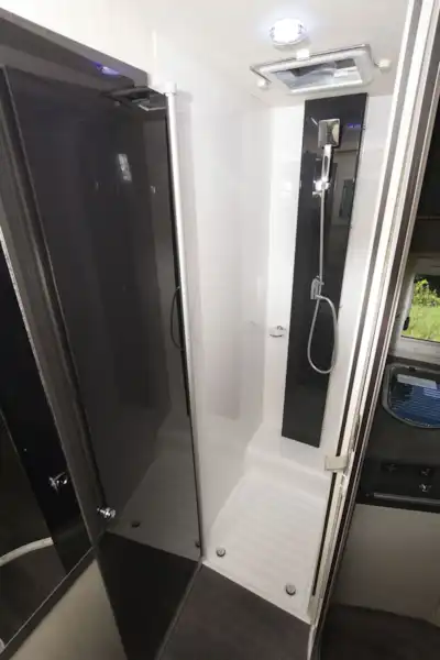 The shower in the Chausson 520 motorhome (Click to view full screen)
