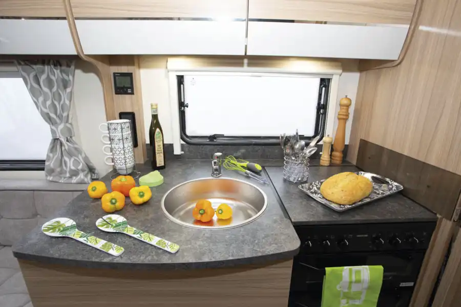 The kitchen has plenty of worktop space (Click to view full screen)