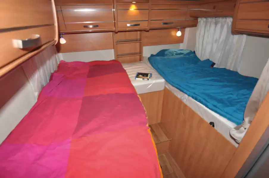 New 374 layout has twin beds (Click to view full screen)