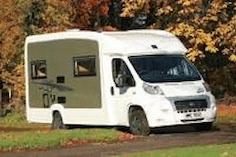 IH J500 (2009) - motorhome review (Click to view full screen)