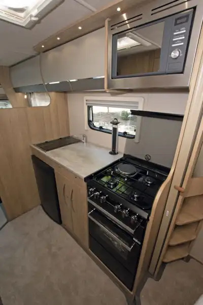 The kitchen in the Auto-Trail Imala 730 HB motorhome (Click to view full screen)