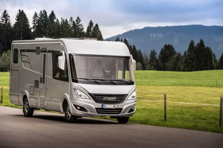 The new Hymer B-Class SupremeLine 674 luxury motorhome (Click to view full screen)