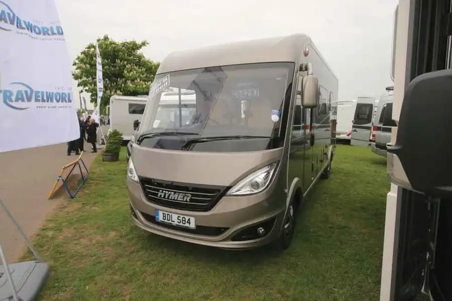 Hymer B-DL 584 (Click to view full screen)