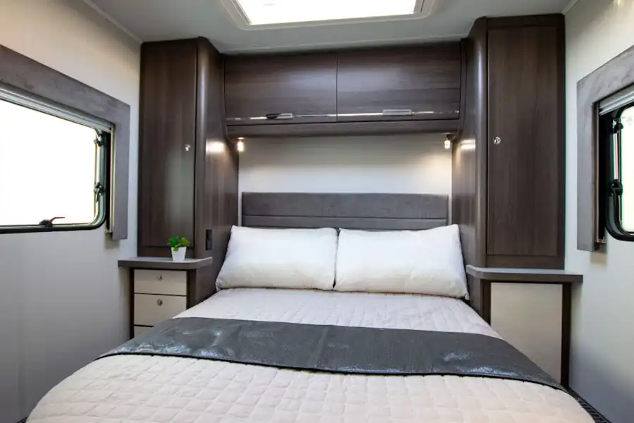 The island bed in the Marquis Majestic 250 motorhome (Click to view full screen)