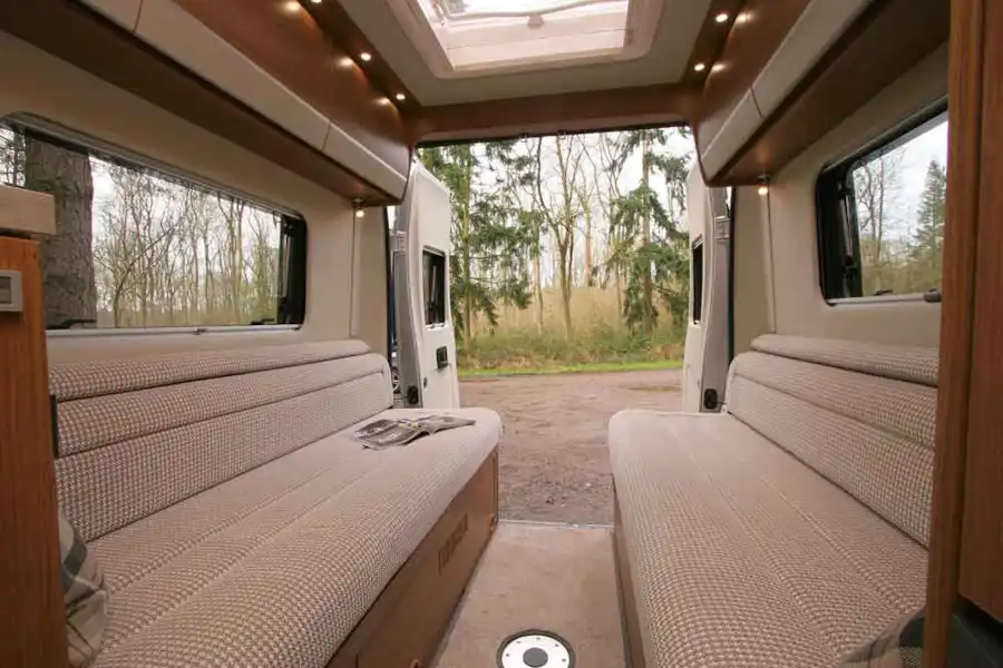 Spacious rear lounge (Click to view full screen)