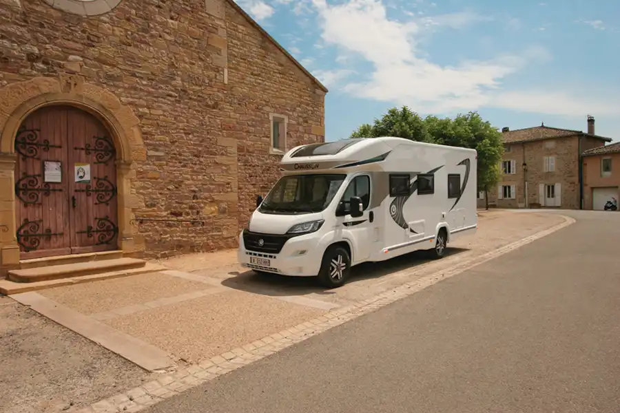 Chausson 757 Flash Special Edition motorhome (Click to view full screen)