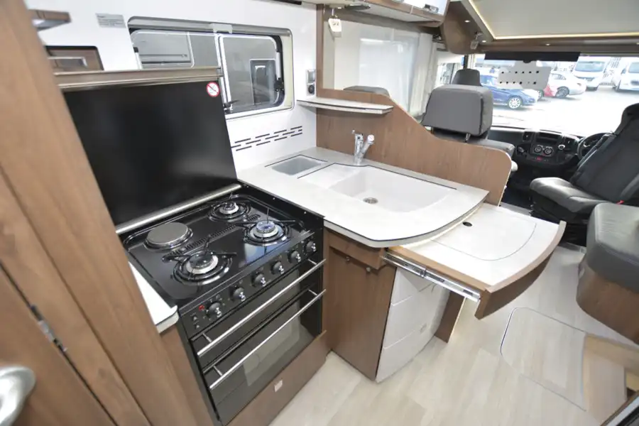 The kitchen in the Frankia F-Line I 740 BD (Click to view full screen)