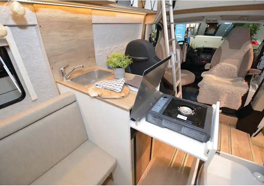 Hobby Beachy Van 540 campervan kitchen (Click to view full screen)