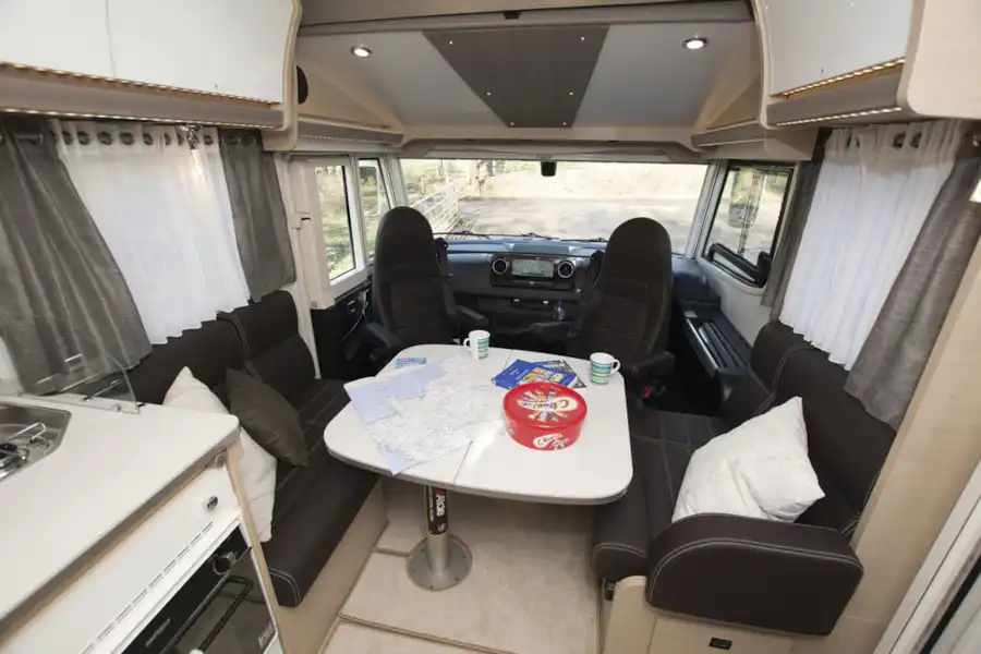 The lounge in the Rapido M96 motorhome (Click to view full screen)