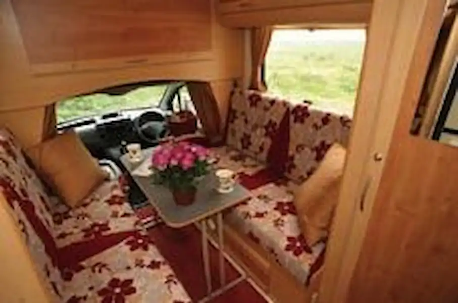 Nu Venture Nu Surf (2010) - motorhome review (Click to view full screen)