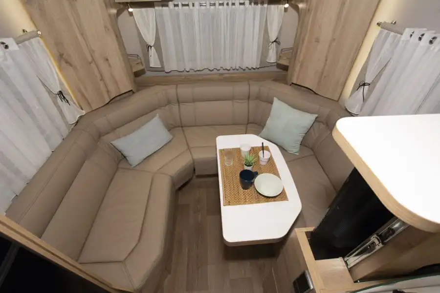 The U-shaped lounge in Le Voyageur Classic LV7.8LU motorhome (Click to view full screen)
