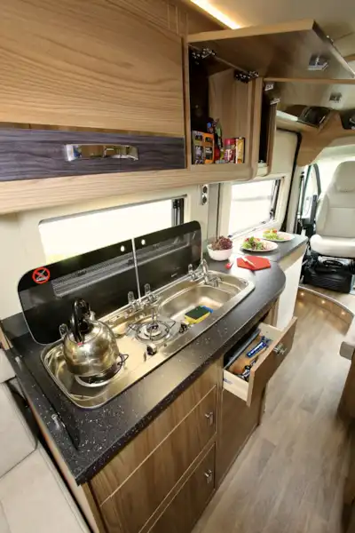 A functional campervan-type cooker/sink unit (Click to view full screen)