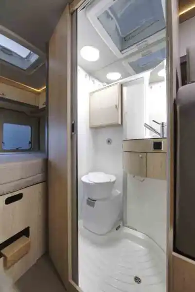 The washroom in the Globecar Summit (Click to view full screen)