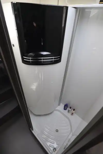 The shower in the  Globecar Summit Prime 640 campervan (Click to view full screen)