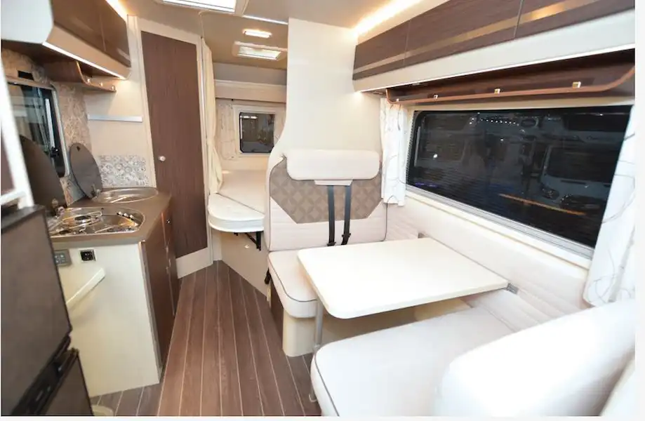 The Rimor Seal 12P motorhome view rear (Click to view full screen)