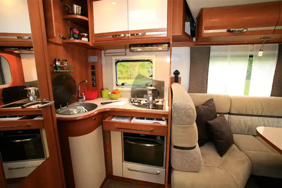 Rapido 600FF - motorhome review (Click to view full screen)
