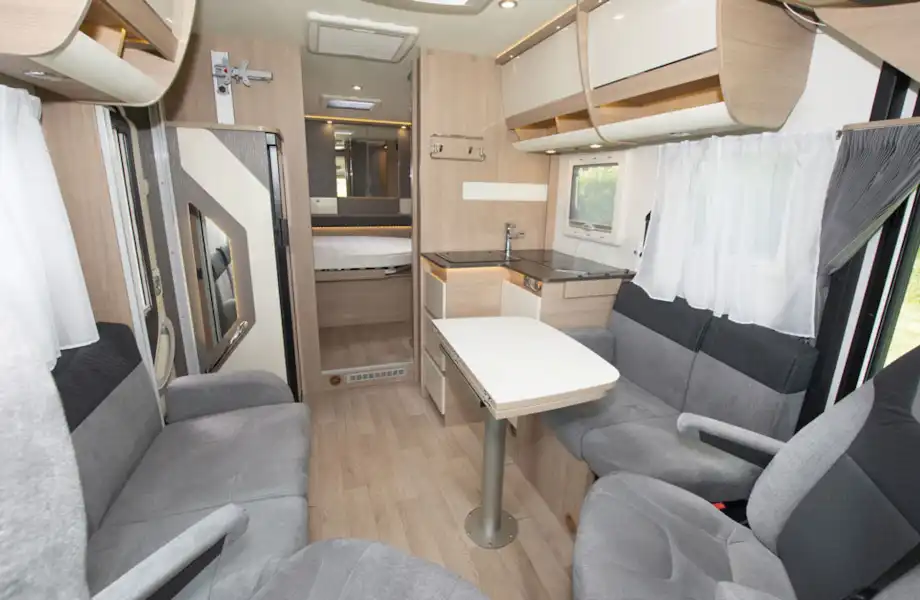 The interior of the Itineo RC740 motorhome (Click to view full screen)