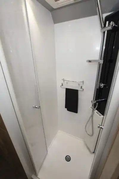The shower in Le Voyageur Classic LV7.8LU motorhome (Click to view full screen)