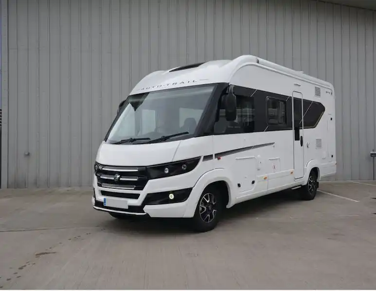The Auto-Trail Grande Frontier GF-70 motorhome (Click to view full screen)
