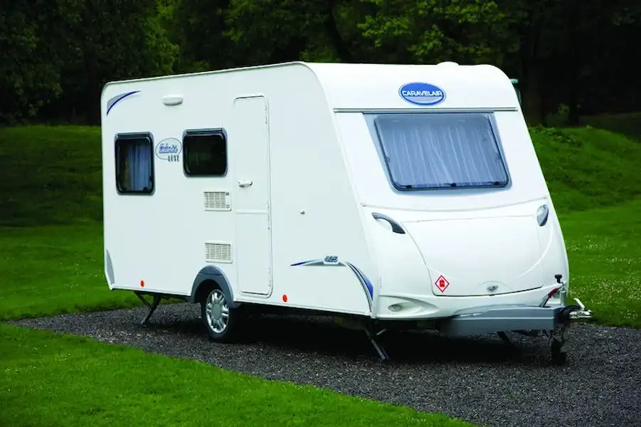 Caravelair Antares Luxe 425 (Click to view full screen)