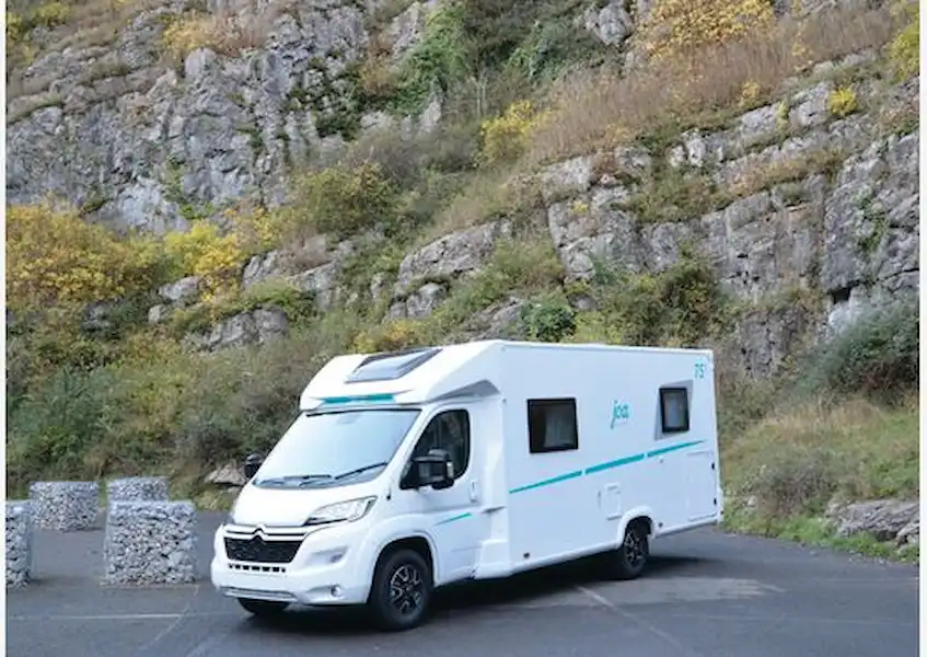 The Joa Camp 75T low-profile motorhome (Click to view full screen)
