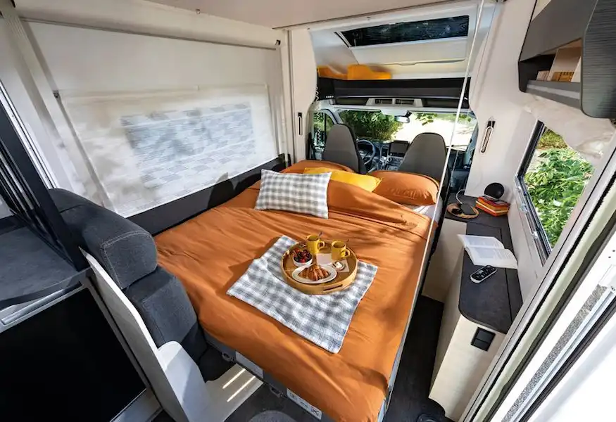 The Chausson 660 Exclusive Line low-profile motorhome bed (Click to view full screen)