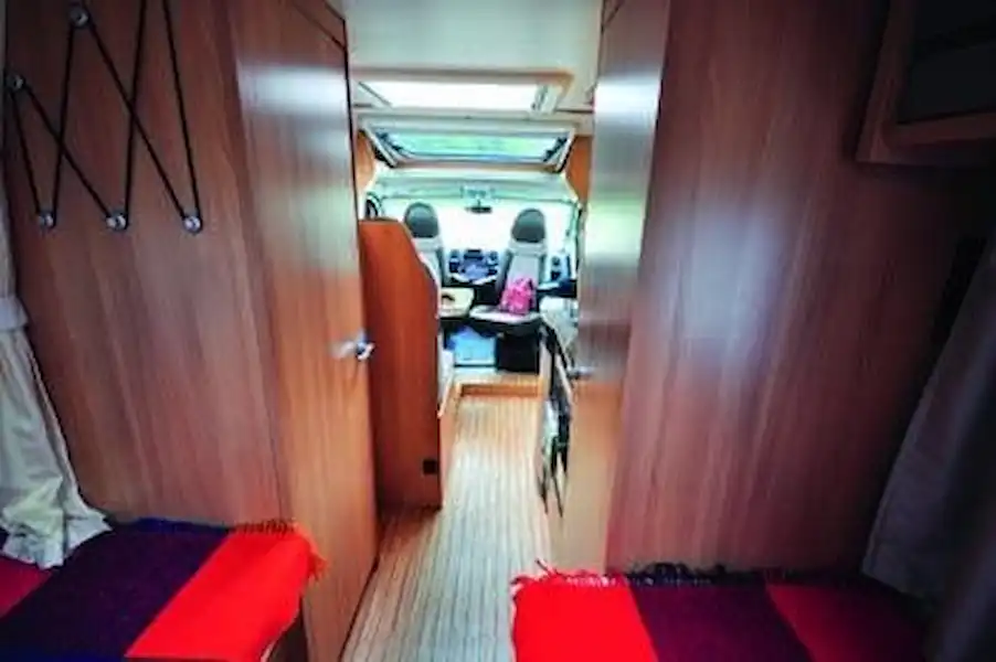 Dethleffs Trend T 6617 - motorhome review (Click to view full screen)