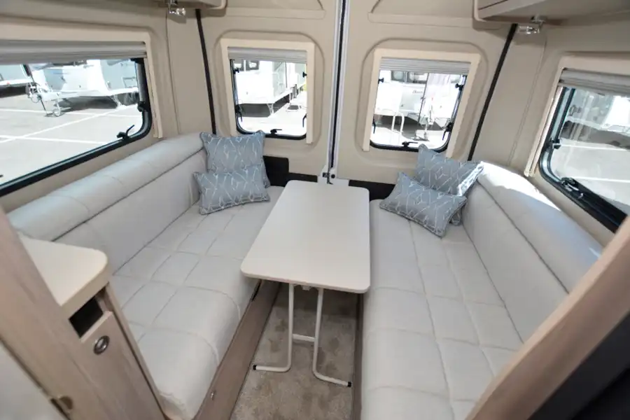 The lounge in the Elddis Autoquest CV80  (Click to view full screen)