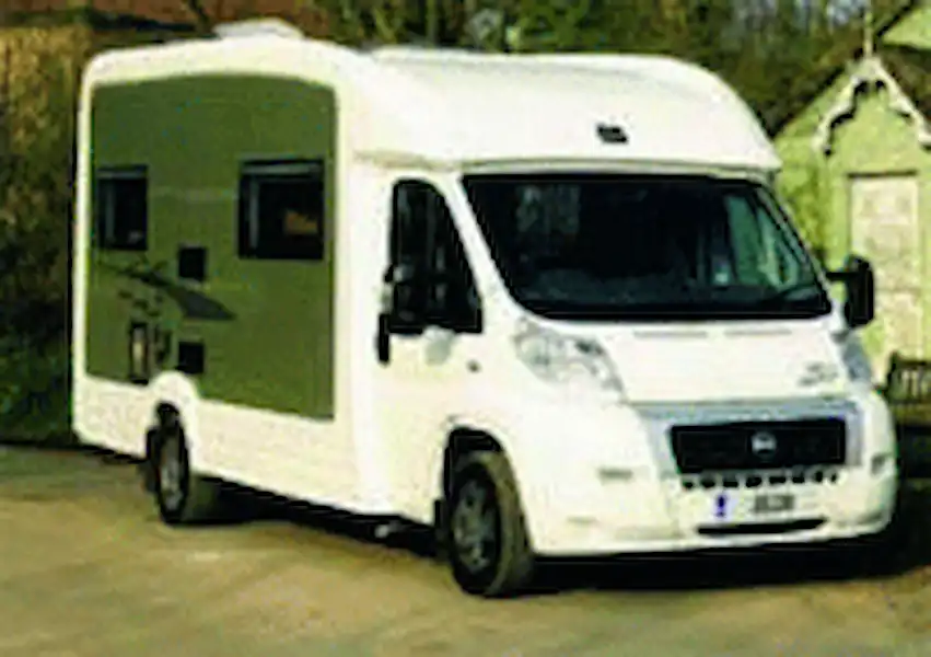 Motorhome review - IH Motor Campers J500 on 2.3-litre Fiat Ducato (Click to view full screen)