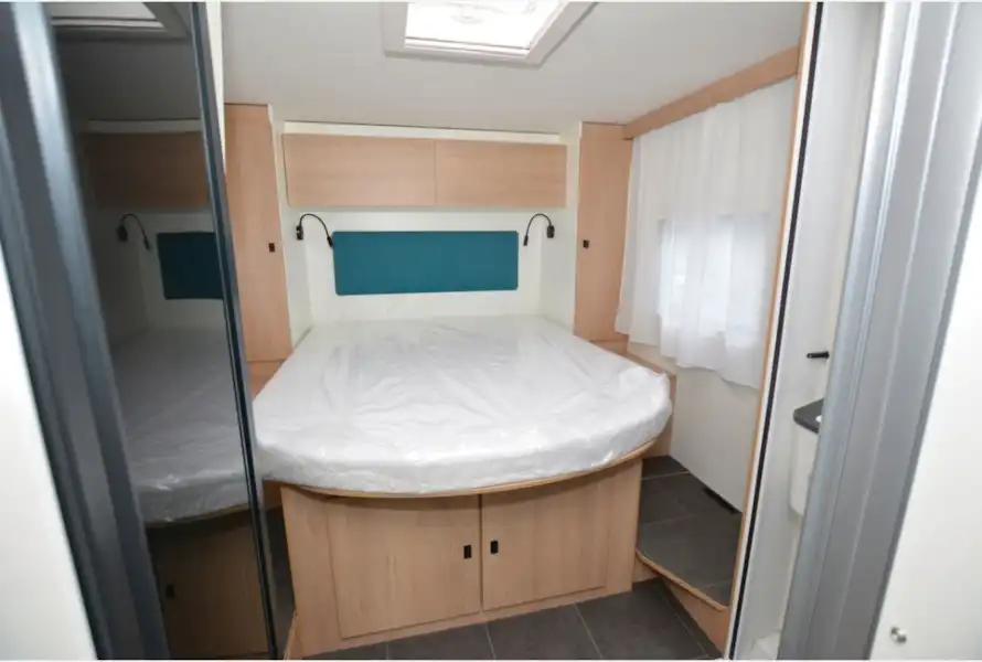 The Joa Camp 70Q motorhome island bed (Click to view full screen)