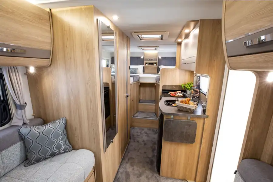 A view of the interior of the Elddis Autoquest 194 motorhome (Click to view full screen)