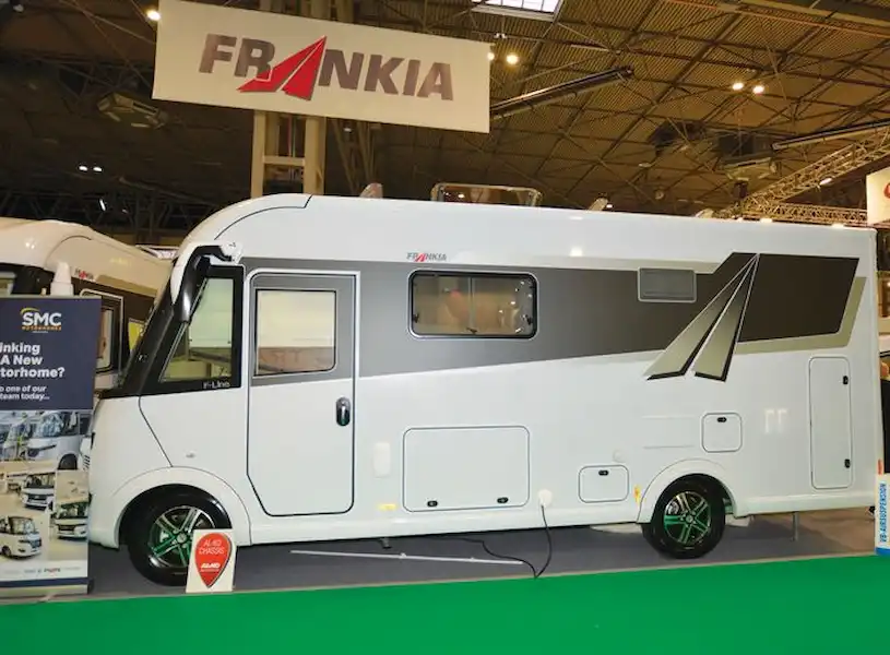 The Frankia F-Line I 680 SG A-class motorhome  (Click to view full screen)