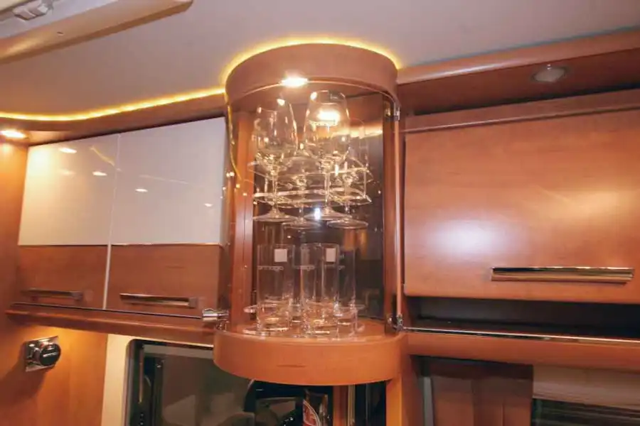 Chic C-line's drinks cabinet (Click to view full screen)