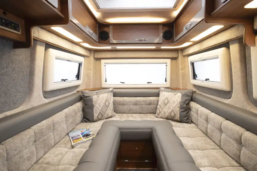 The rear U-shaped lounge in the IH N-Class 680CRL campervan (Click to view full screen)