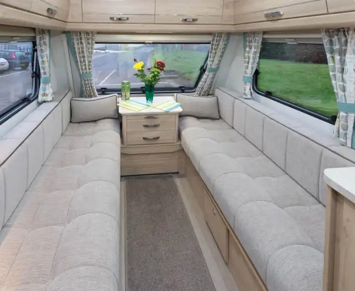 lounge seating is long enough for all six caravanners to sit together (Click to view full screen)