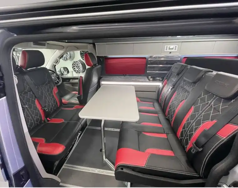 Seating options in the Knights Custom Fu-Tourer campervan (Click to view full screen)