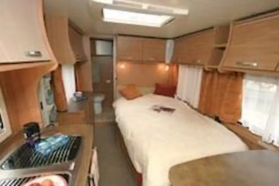 Chausson Flash S2 (2011) - motorhome review (Click to view full screen)