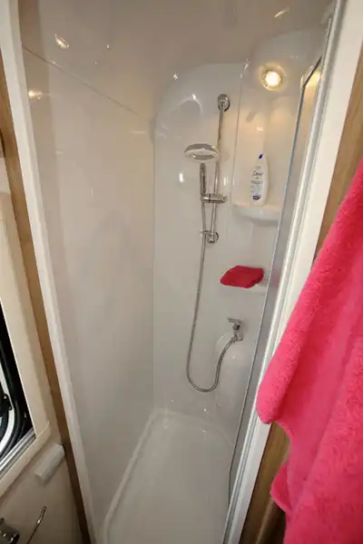 A rather small shower (Click to view full screen)