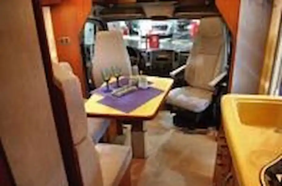 Concorde Credo T 735L (2007) - motorhome review (Click to view full screen)