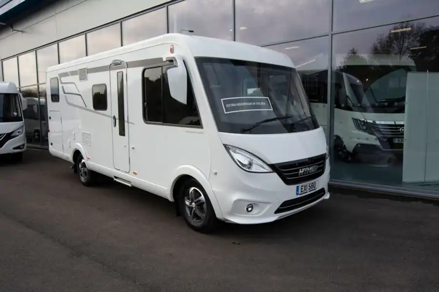 The Hymer Exsis i-580 motorhome (Click to view full screen)